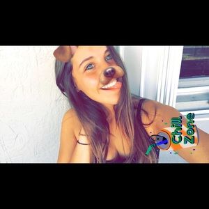 Meet your Posher, Zoe